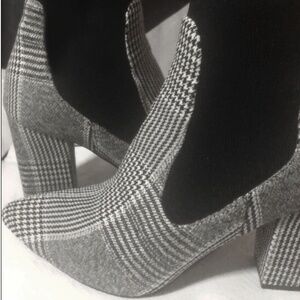 Steve Madden sz 9 ankle boots richter